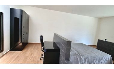 EN RENTA CASA SOLA NUEVA Y MODERNA EN FRACC BURGOS TEMIXCO CON VIG