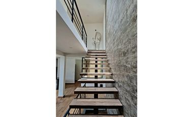 EN RENTA CASA SOLA NUEVA Y MODERNA EN FRACC BURGOS TEMIXCO CON VIG