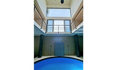 EN RENTA CASA SOLA NUEVA Y MODERNA EN FRACC BURGOS TEMIXCO CON VIG