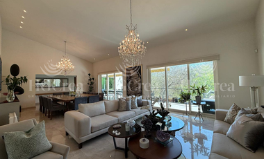 CASA EN VENTA EN CARRETERA NACIONAL