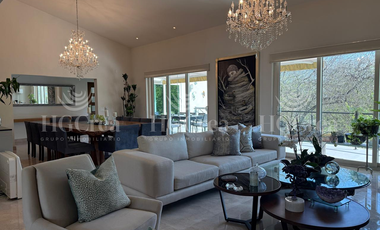 CASA EN VENTA EN CARRETERA NACIONAL