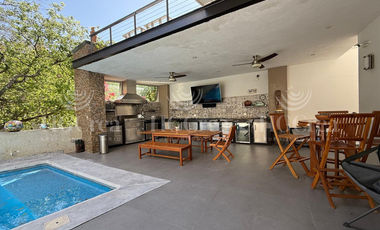 CASA EN VENTA EN CARRETERA NACIONAL