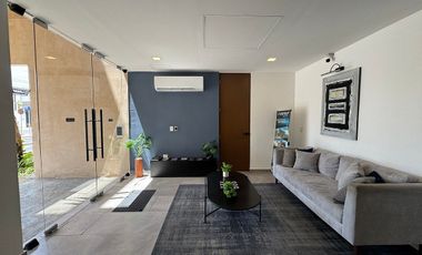Departamento Penthouse en renta edificio M10, Montebello, Mérida
