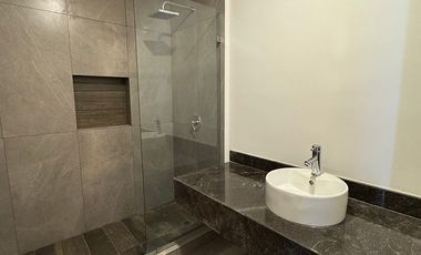 Departamento Penthouse en renta edificio M10, Montebello, Mérida