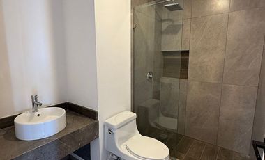 Departamento Penthouse en renta edificio M10, Montebello, Mérida
