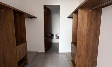 Departamento Penthouse en renta edificio M10, Montebello, Mérida