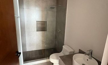 Departamento Penthouse en renta edificio M10, Montebello, Mérida