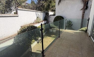 Residencia de Lujo en Condominio con Doble Filtro de Seguridad