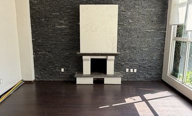 Residencia de Lujo en Condominio con Doble Filtro de Seguridad