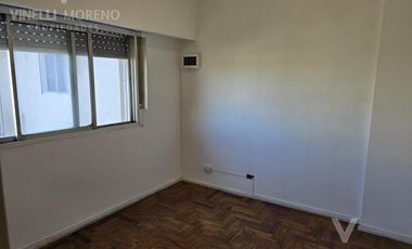 2 ambientes a 200 mts H.Yrigoyen