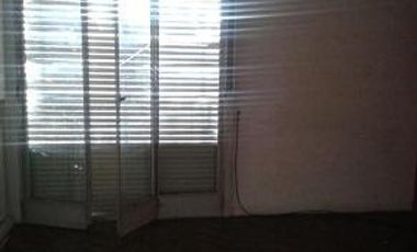 2 ambientes a 200 mts H.Yrigoyen
