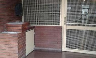 2 ambientes a 200 mts H.Yrigoyen