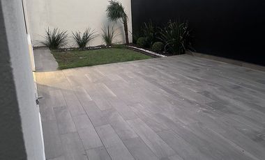 CASA EN RENTA FONTANA RESIDENCIAL