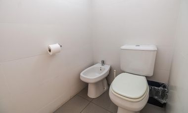 VENTA OFICINA 200MTS EN LAS CAÑITAS - 5 COCHERAS - L.M.CAMPOS 500