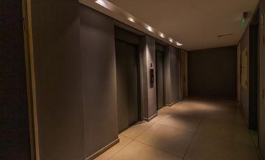 VENTA OFICINA 200MTS EN LAS CAÑITAS - 5 COCHERAS - L.M.CAMPOS 500