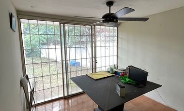 CASA EN VENTA EN PRIVADA DE LOS LAURELES