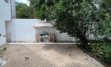 CASA EN VENTA EN PRIVADA DE LOS LAURELES