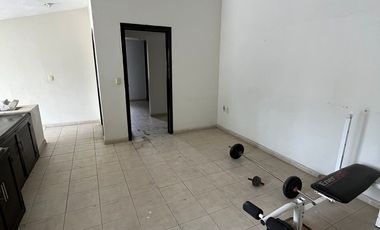 CASA EN VENTA EN PRIVADA DE LOS LAURELES