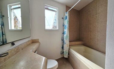 CASA EN VENTA EN PARQUES DE LA HACIENDA