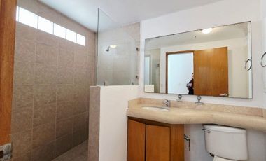 CASA EN VENTA EN PARQUES DE LA HACIENDA