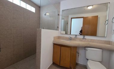 CASA EN VENTA EN PARQUES DE LA HACIENDA