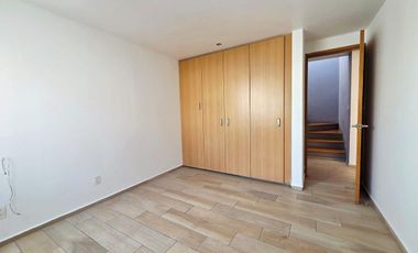 CASA EN VENTA EN PARQUES DE LA HACIENDA