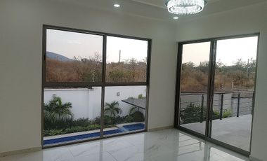 Casa en Venta, Paraíso Country Club, 4 Recamaras