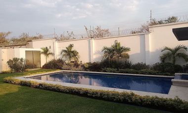 Casa en Venta, Paraíso Country Club, 4 Recamaras