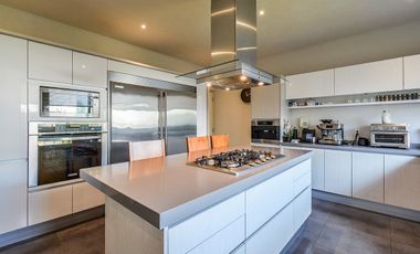 VENTA CASA EN JARDINES DEL PEDREGAL
