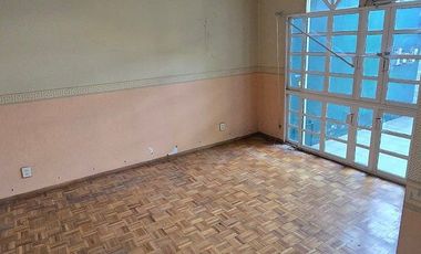 CASA EN VENTA EN PASEOS DE TAXQUEÑA