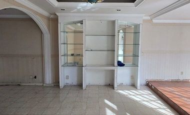 CASA EN VENTA EN PASEOS DE TAXQUEÑA