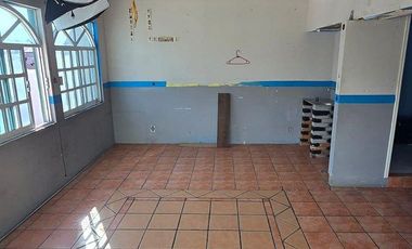 CASA EN VENTA EN PASEOS DE TAXQUEÑA