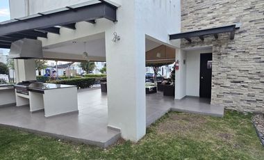 Renta de casa remodelada en Sonterra, Querétaro
