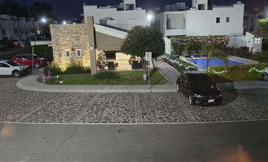 Renta de casa remodelada en Sonterra, Querétaro