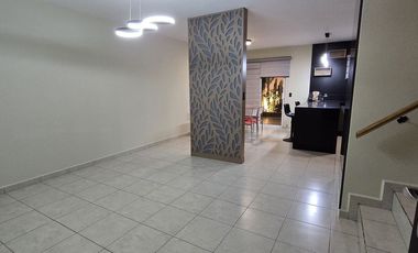 Renta de casa remodelada en Sonterra, Querétaro