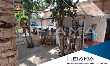 CASA CON SOLAR EN ZONA URBANIZADA, TUXPAN, NAYARIT.
