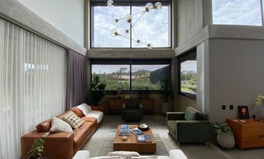 CASA EN ARRIENDO UBICADA EN EL POBLADO SECTOR ALTO DE PALMAS