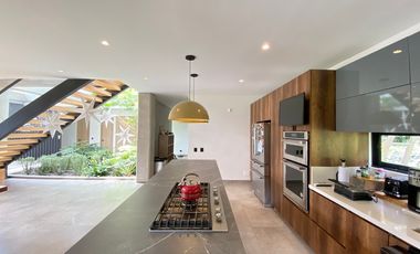 CASA EN ARRIENDO UBICADA EN EL POBLADO SECTOR ALTO DE PALMAS