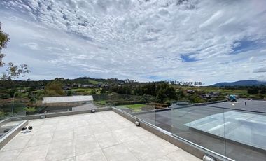 CASA EN ARRIENDO UBICADA EN EL POBLADO SECTOR ALTO DE PALMAS