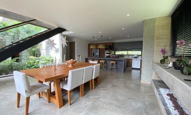 CASA EN ARRIENDO UBICADA EN EL POBLADO SECTOR ALTO DE PALMAS