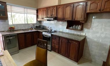 Casa en venta Longchamps apta credito!!!