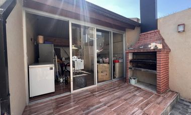 ALQUILER CASA  CASTELAR