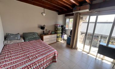 ALQUILER CASA  CASTELAR