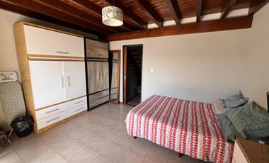 ALQUILER CASA  CASTELAR