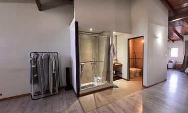 ALQUILER CASA  CASTELAR