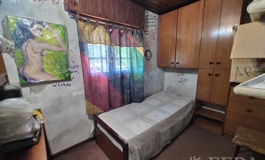 Venta casa 4 ambientes con cochera en Wilde