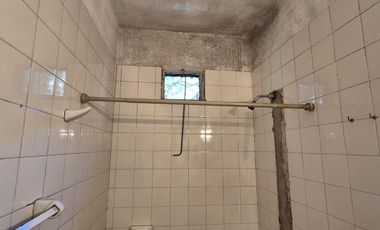 Venta casa 4 ambientes con cochera en Wilde