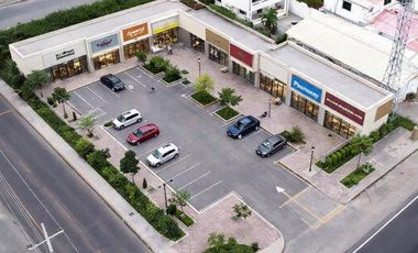 Venta de terreno 1.536 m2 diagonal a Supermaxi en Salinas