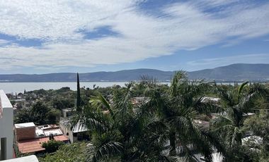 DEPARTAMENTO EN VENTA 4o NIVEL EN JOCOTEPEC CON ROOF TOP PRIVADO