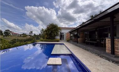 ALQUILER CASA CAMPESTRE LA TEBAIDA QUINDIO